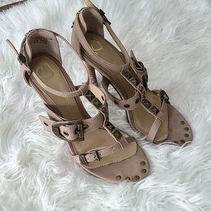 Rough Justice Stilettos. Size 8 1/2. Tan